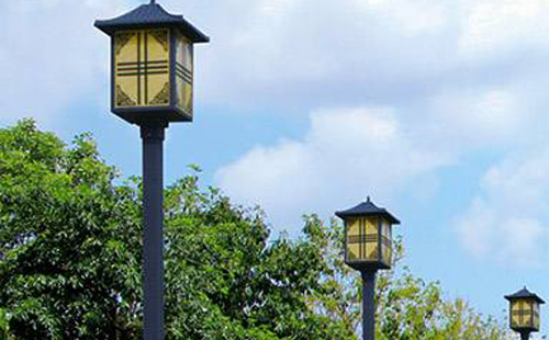 玛沁庭院灯安装间距与布灯设计全解析